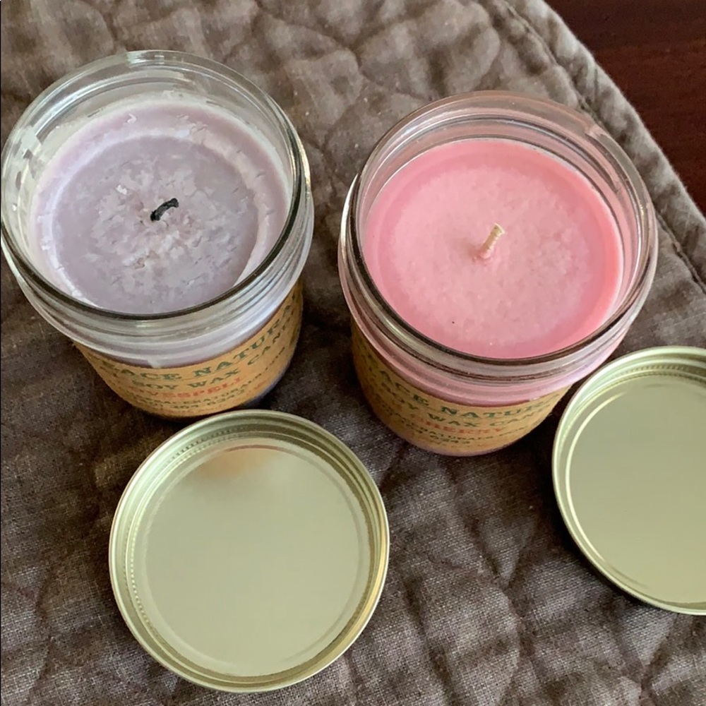 2- 8 Oz Make peace Naturals Soy Wax Candles - Picture 3 of 6
